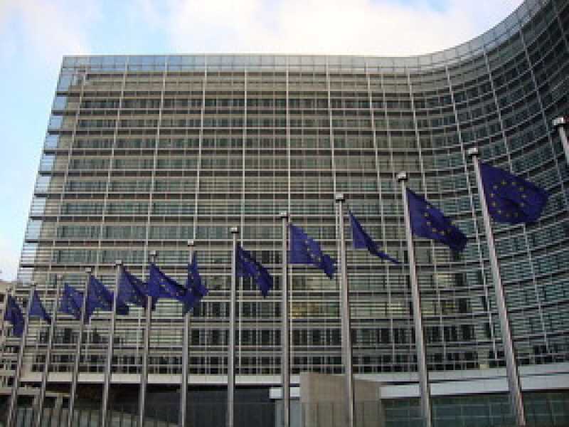 Bruxelles in silenzio sta già superando l’ottusa austerity