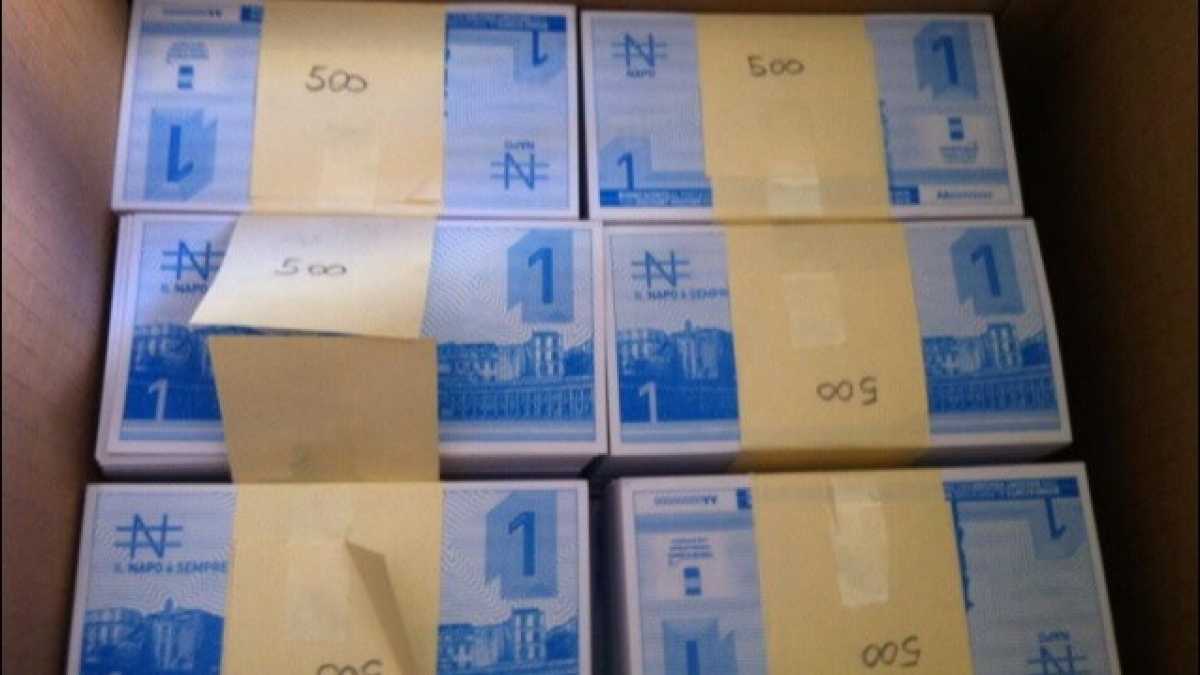 Immagine di De Magistris batteva moneta (populista). Napoli preferisce l’euro di Draghi