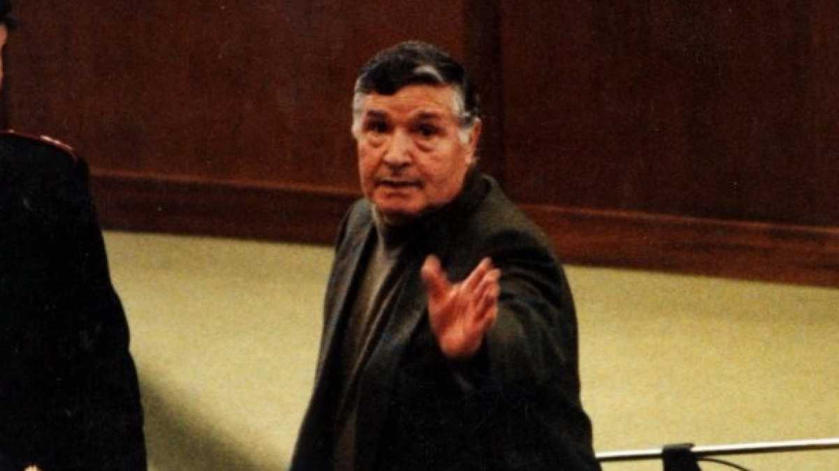 Immagine di Riina resterà in carcere. Respinta la richiesta di scarcerazione