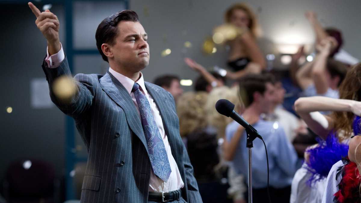 Immagine di Nessuna morale contro il capitalismo, il lupo di Wall Street è energia pura