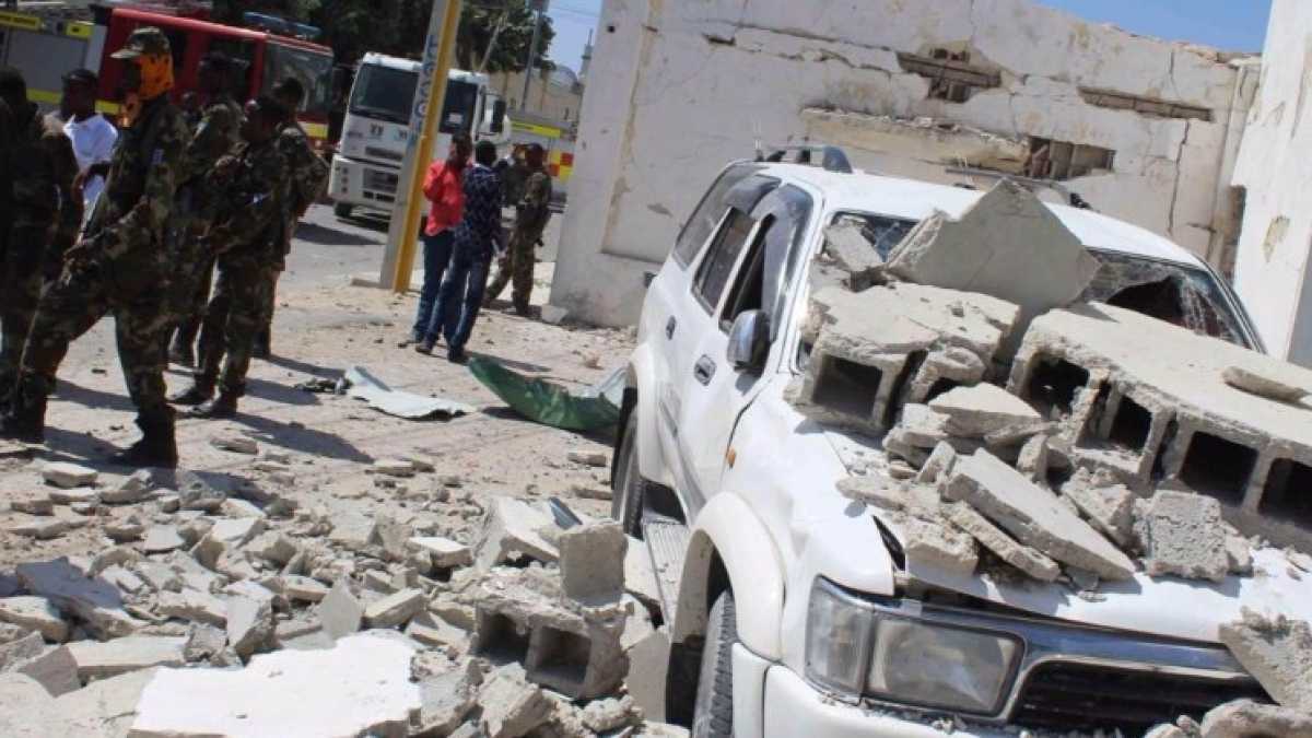 Immagine di Il debutto in borsa di Bpm e l'attentato a Mogadiscio. Le notizie del giorno, in breve
