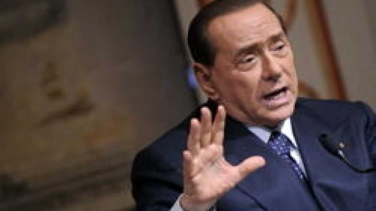 Immagine di Altro che muso. Qui si spiega perché il Cav. è silenzioso e contento