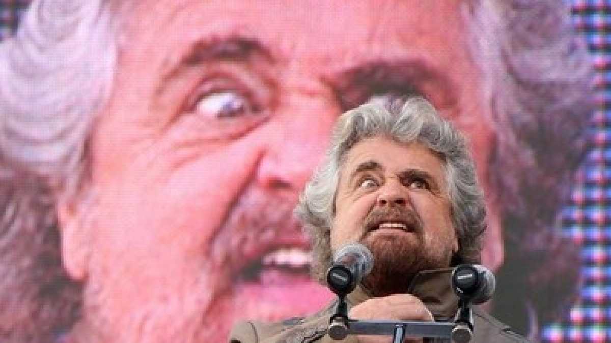 Immagine di La setta di Grillo raccontata dagli adepti sedotti e traditi