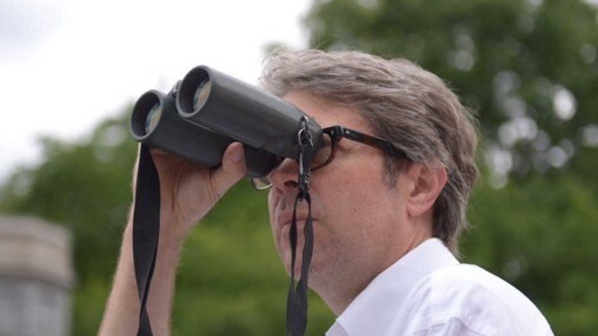 Immagine di Le domande che non vanno mai poste a Franzen, scrittore e birdwatcher