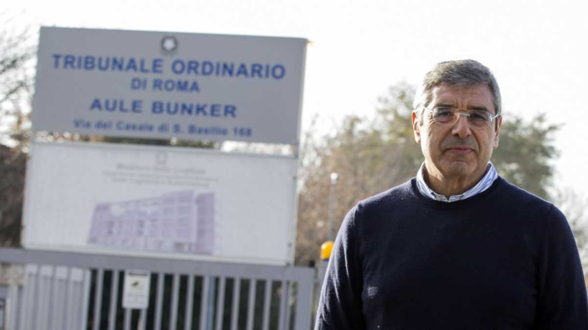 Immagine di Lode a Cuffaro, applausi a Giachetti
