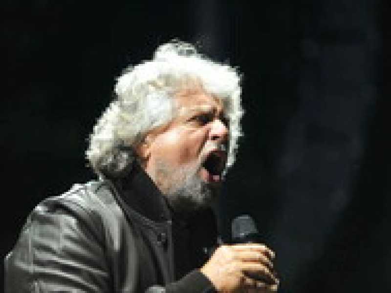 Grillo e il ciarpame anni 70 che avevamo buttato in cantina
