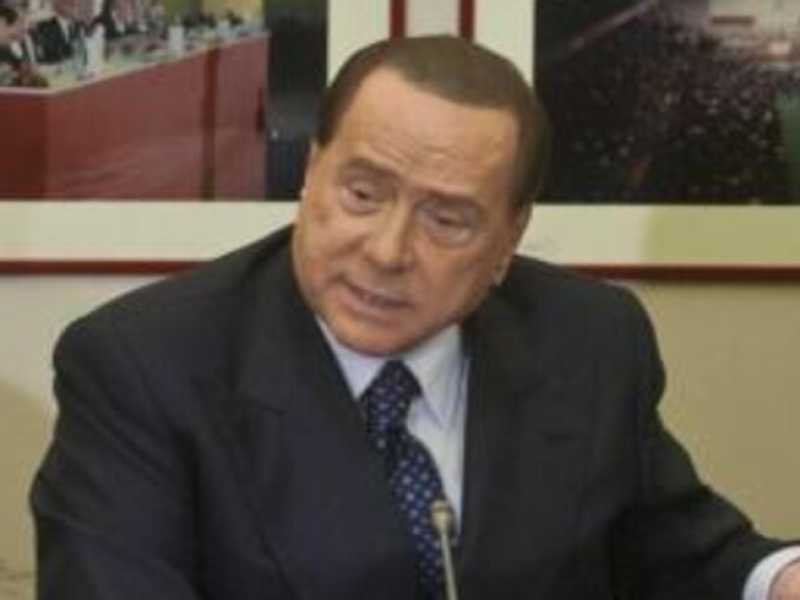 Ruby, Berlusconi ancora indagato: "Cancellato ogni principio elementare di difesa"