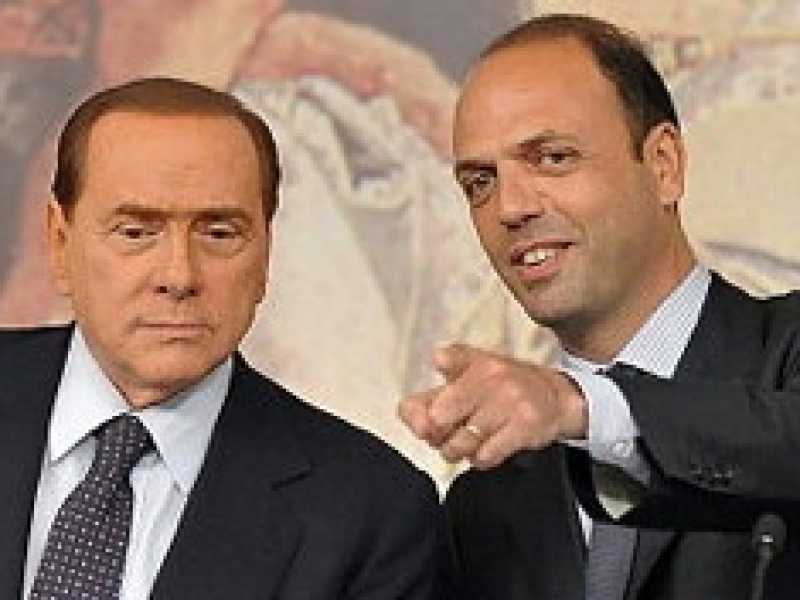 Il Cav. accetta le primarie: "Si faranno"
