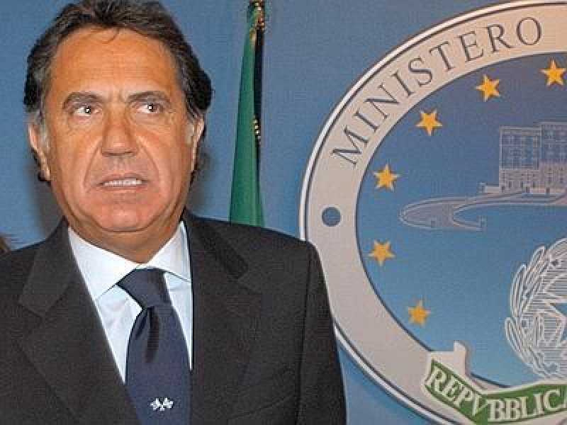 E' morto Antonio Manganelli