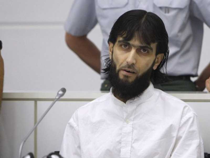 Islamista iracheno tenta di accoltellare poliziotta a Berlino: ucciso