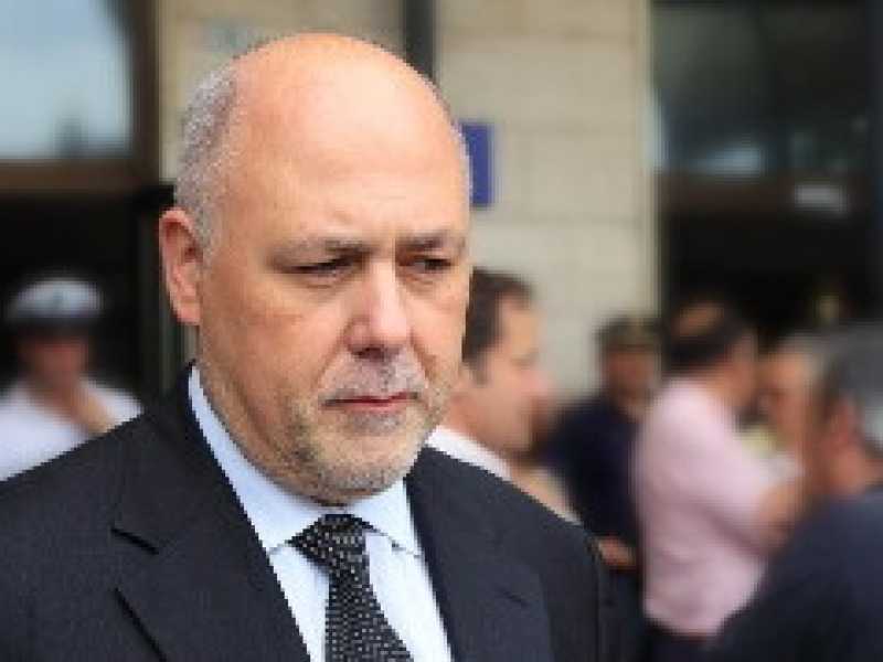 Sotto l’urto dell’anti casta barcolla il Pd che si voleva all’americana
