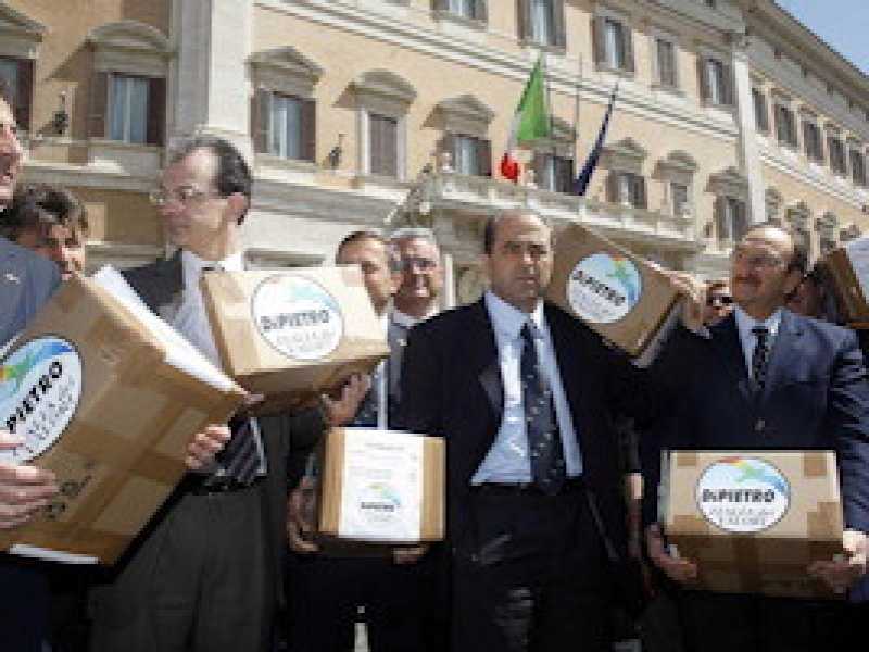 Soldi ai partiti, ecco la vera truffa