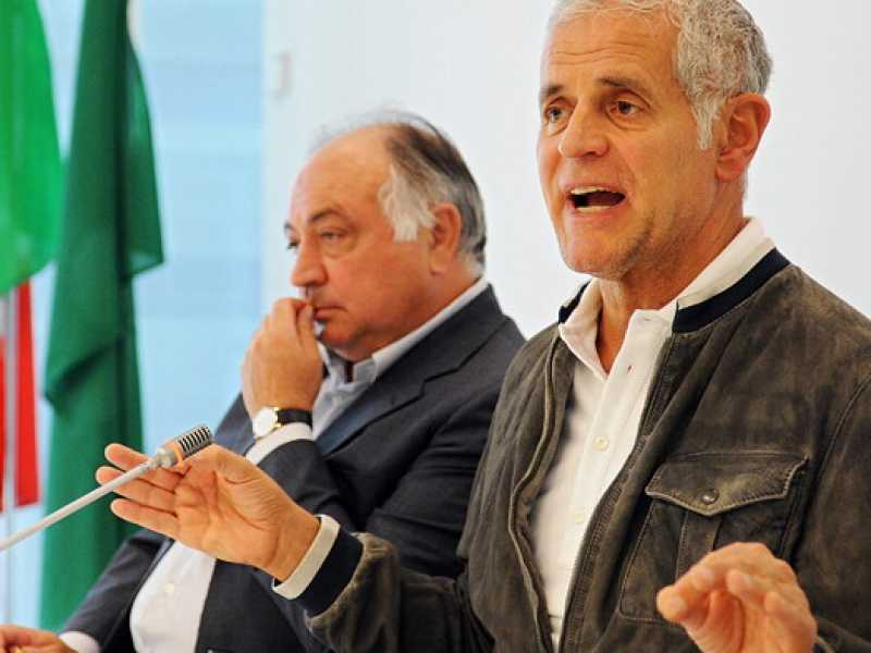 E’ disonesto chi predica una democrazia incorrotta