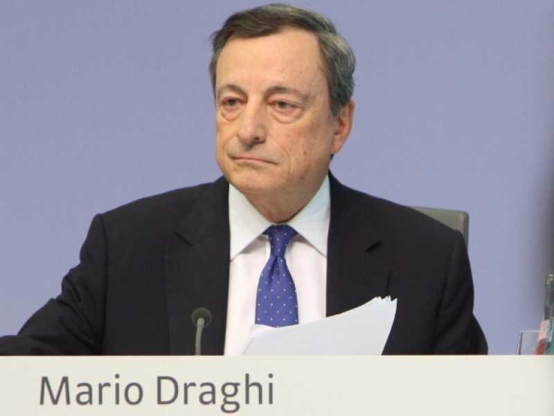 Le scelte di Draghi, la ragazza di Aleppo e Bernardeschi. Di cosa parlare stasera a cena
