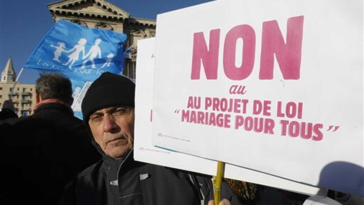 Immagine di La “loi famille” farà piangere la gauche?