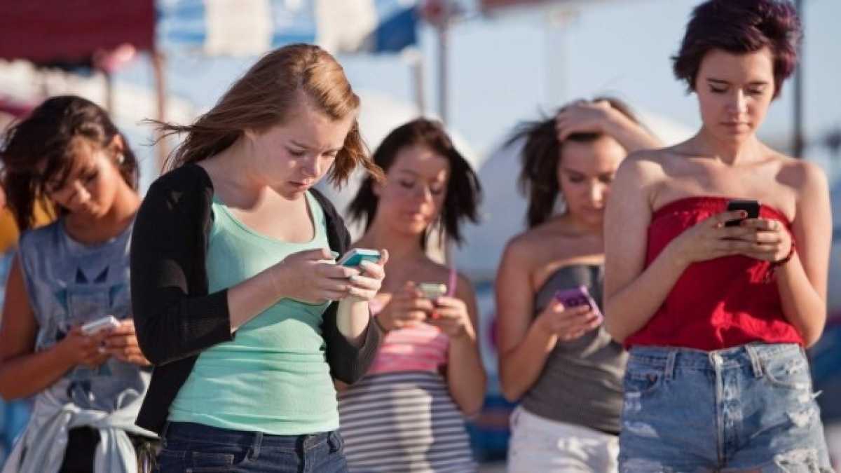 Immagine di Può la tecnologia “esternalizzare l'intelligenza fuori della mente umana”?