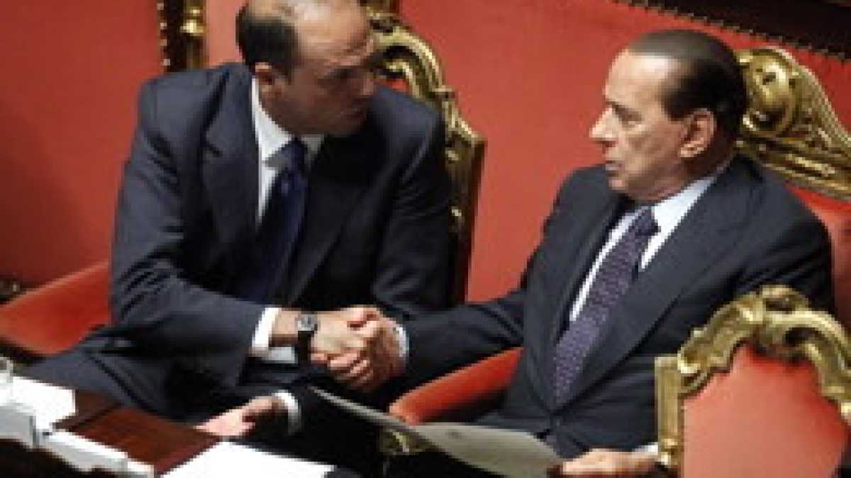 Immagine di Il Cav. apre il teatro della crudeltà
