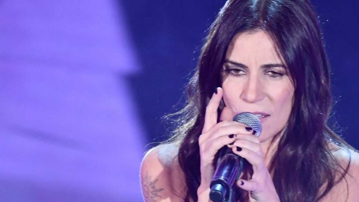 Immagine di Le donne con le gonne ricordino Enzo Carella: le altre ascoltino pure Paola Turci