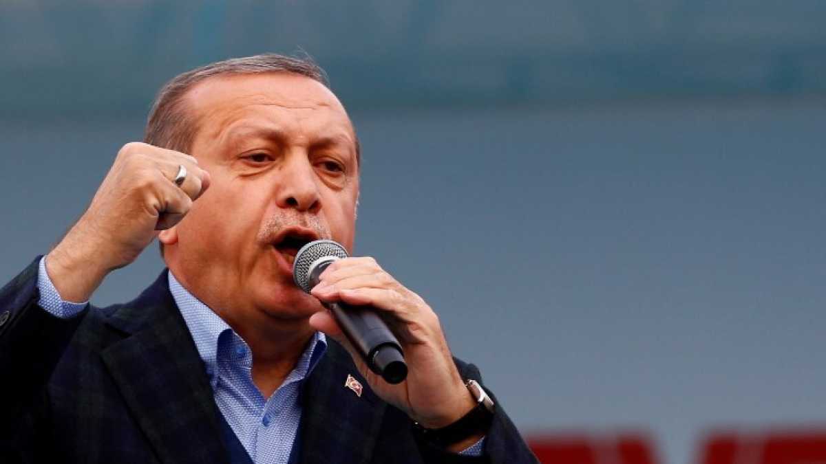 Immagine di Le bugie di Assad, il referendum di Erdogan e il Milan cinese. Di cosa parlare stasera a cena