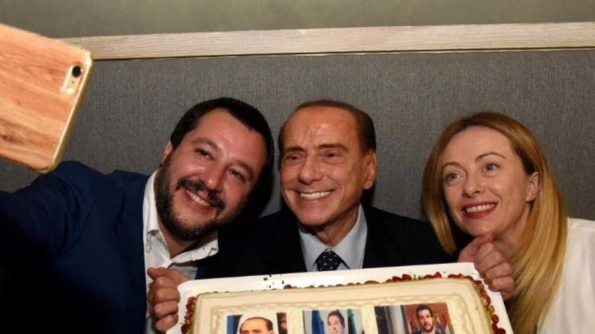 Immagine di L'allegrezza apocrifa e l'urtante estraneità d'una sequenza fotografica