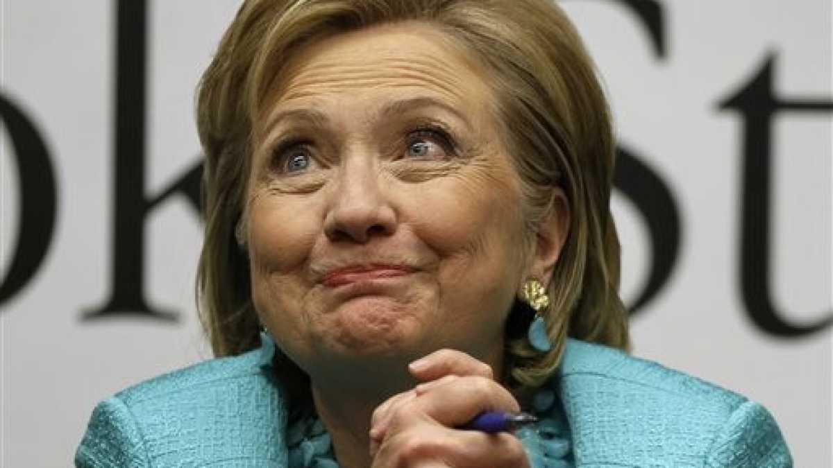 Immagine di Che flop il libro di Hillary, e quante contorsioni tattico-elettorali sull’Iraq
