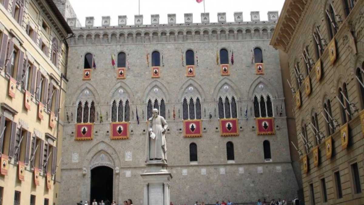 Immagine di Un urto mediatico-giudiziario squassa l’ex Mps di Mussari
