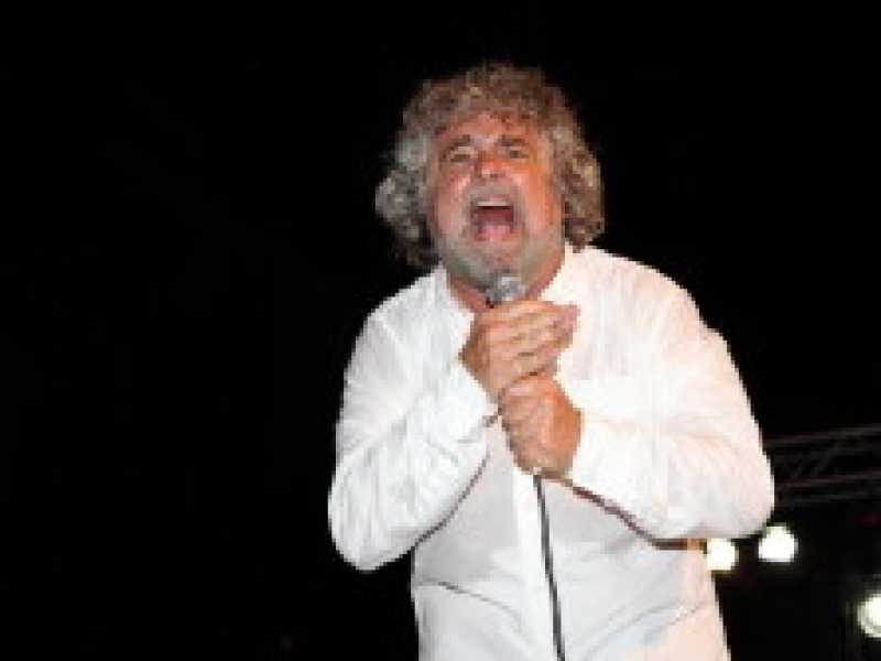 Grillo si gonfia ma non fa boom