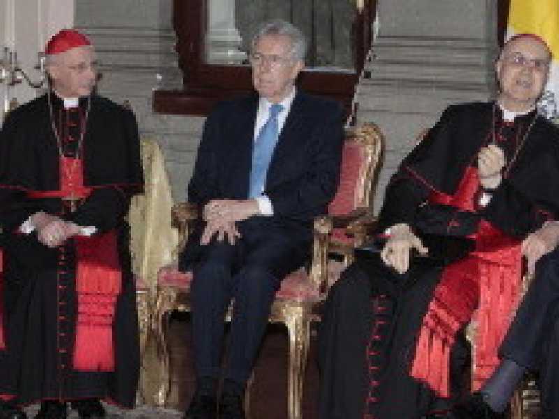 La tentazione dei vescovi: lanciare un’Opa sul Pdl per rifarlo da capo