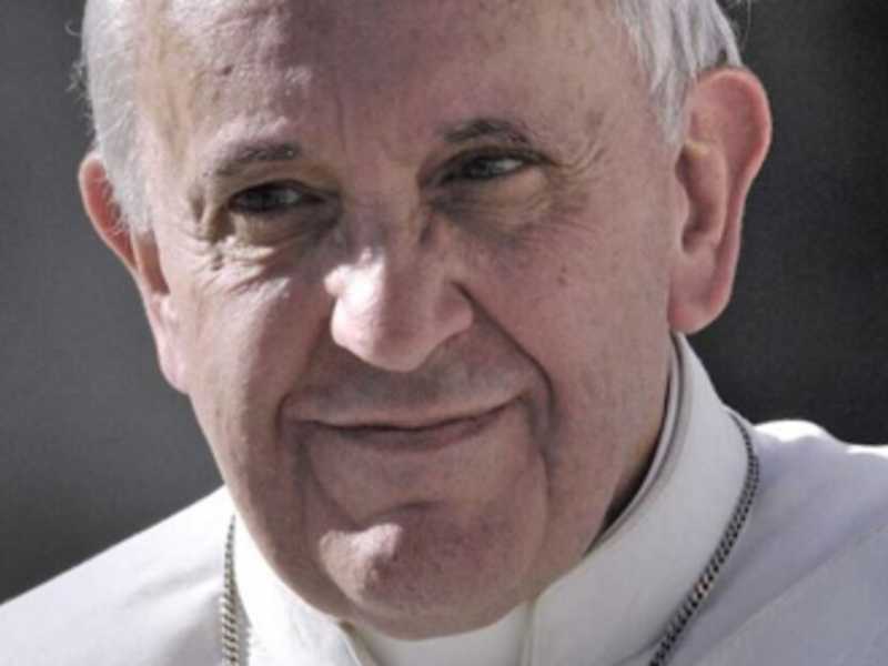 Francesco non ci vuole imbalsamati