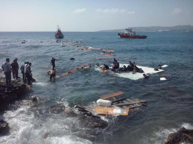 L'Ue pensa a un piano di 10 punti per fermare gli sbarchi