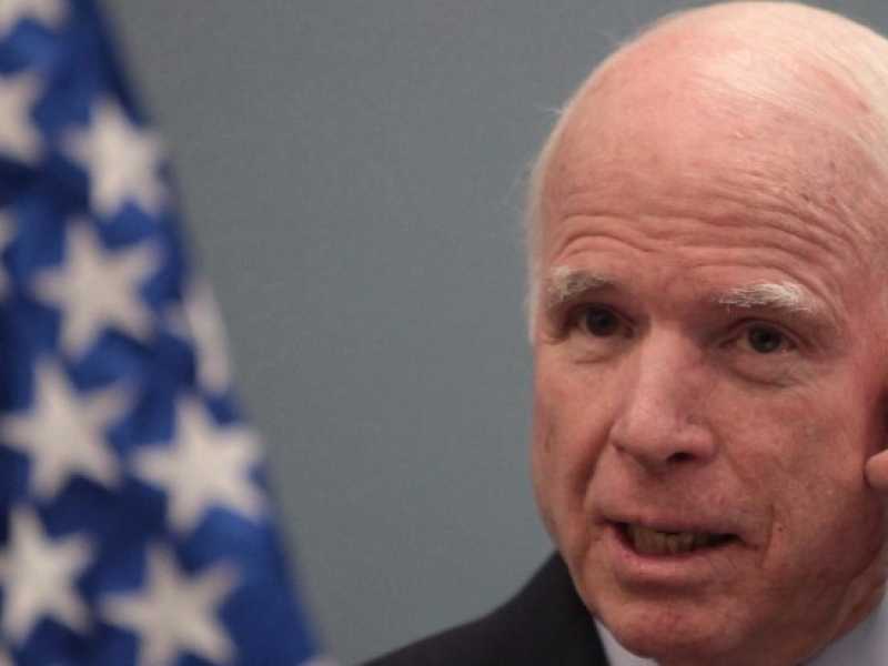 John McCain (foto LaPresse)