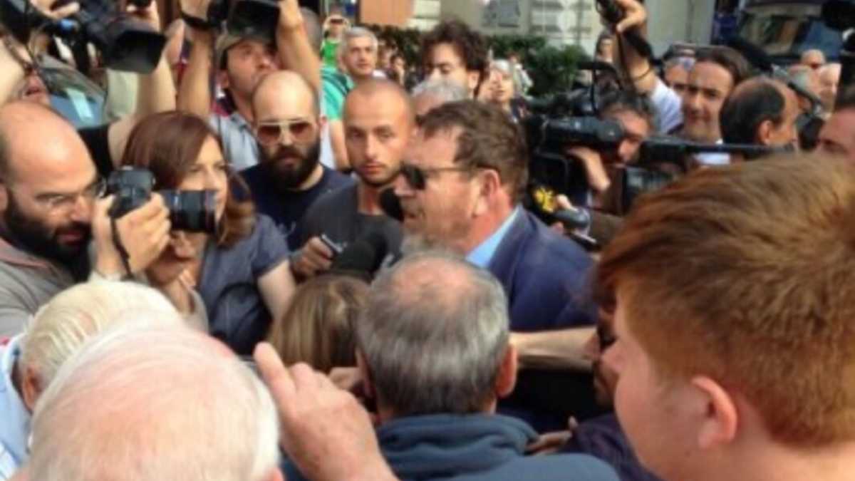 Immagine di Cronache dal puttanesimo fogliante