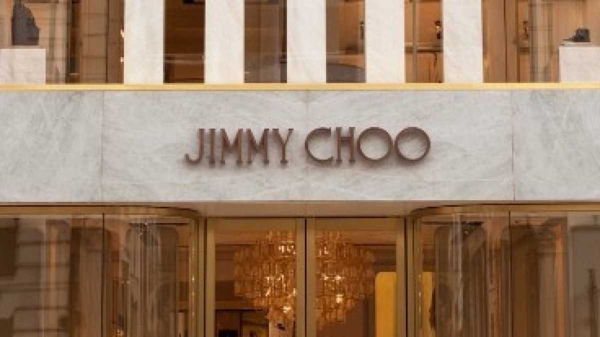 Immagine di L'accordo libico, la bufala antiVax e le scarpe Jimmy Choo. Di cosa parlare stasera a cena