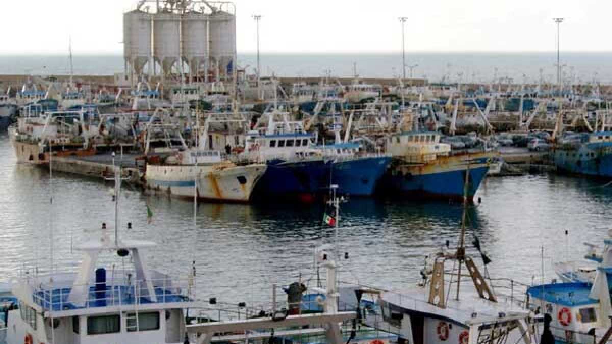 Immagine di L'Egitto sequestra gli equipaggi di due pescherecci italiani