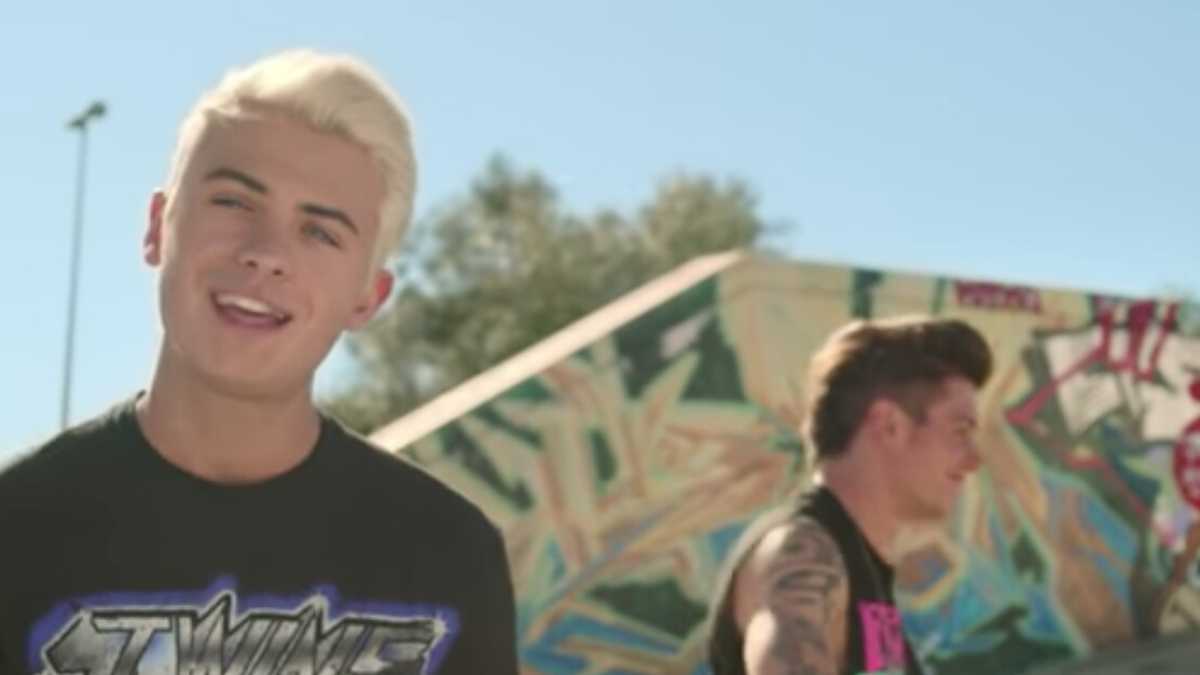 Immagine di L'ultima canzone di Benji & Fede è una violenza alla metrica