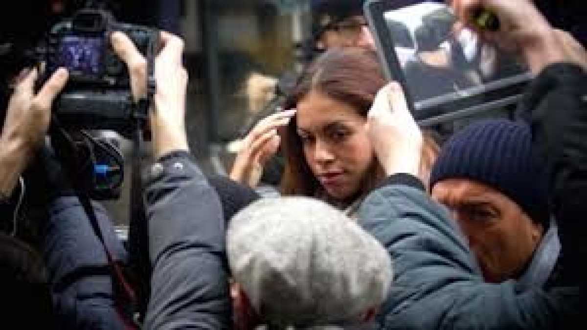 Immagine di Alla fine del processo c’è solo una cosa che rimarrà: il Bagaglino