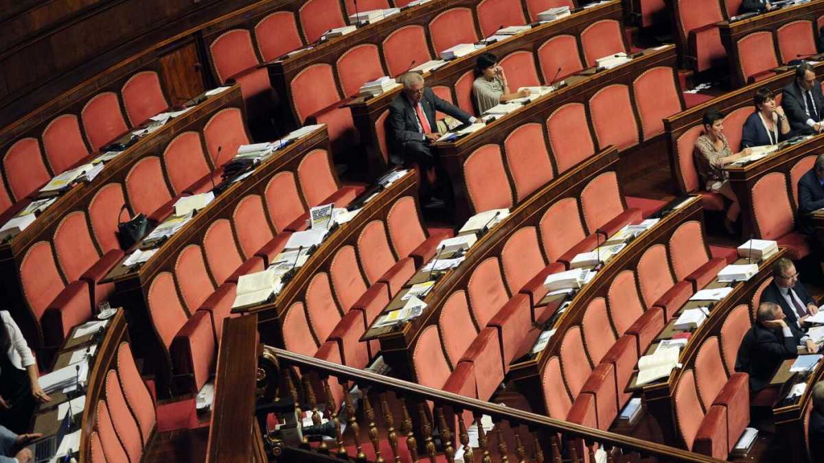 Immagine di Riforma costituzionale, il M5s abbandona il Senato