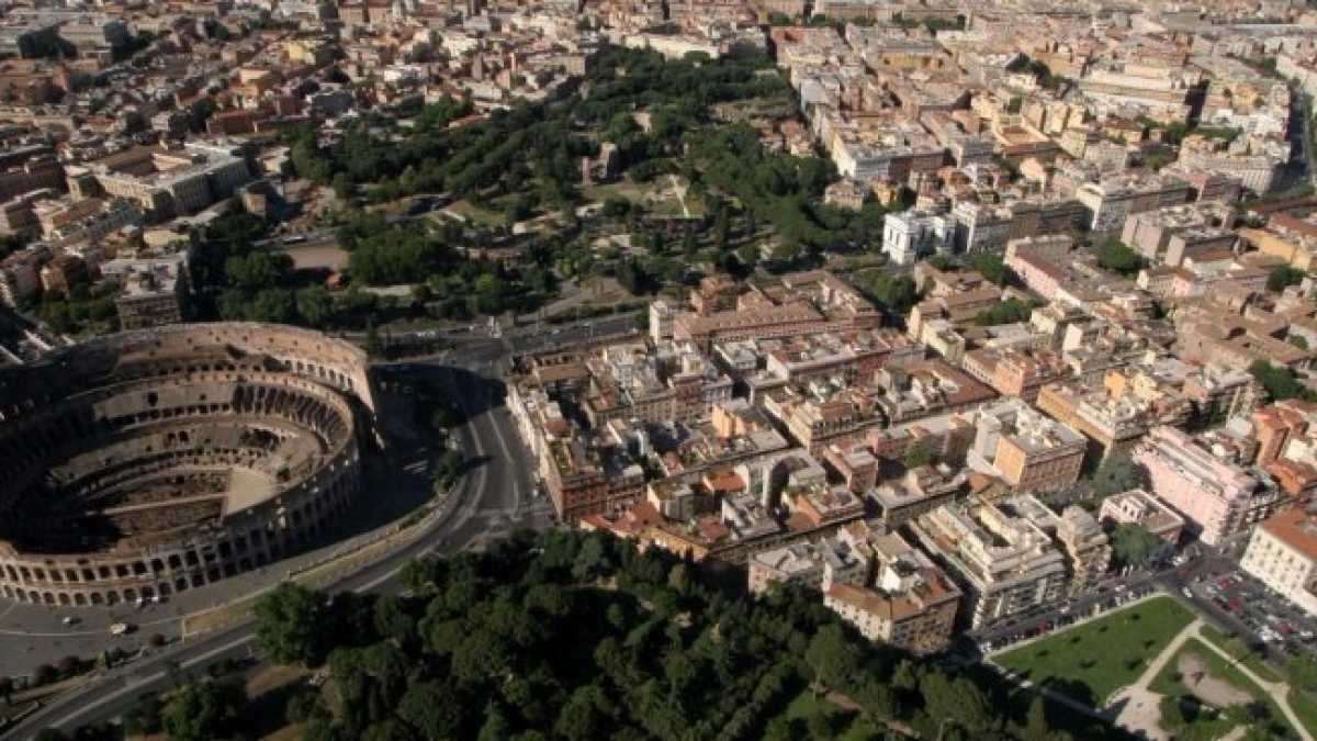 Immagine di Il via libera al parco archeologico del Colosseo e il ritorno della Grecia sui mercati. Le notizie del giorno in breve