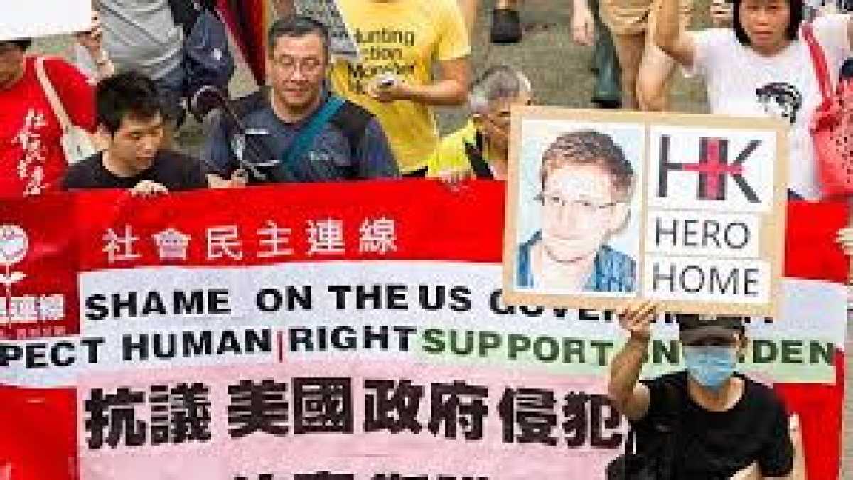 Immagine di I russi, i cinesi, gli americani