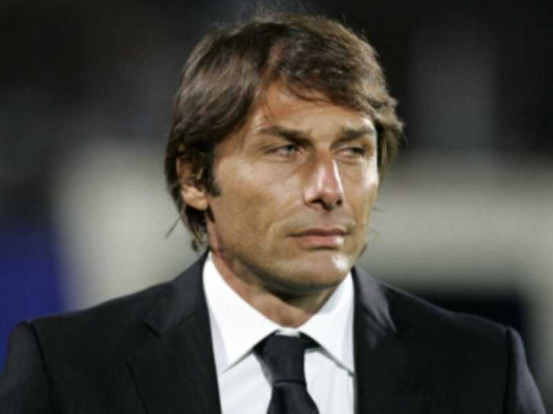Più calcio, meno calci
