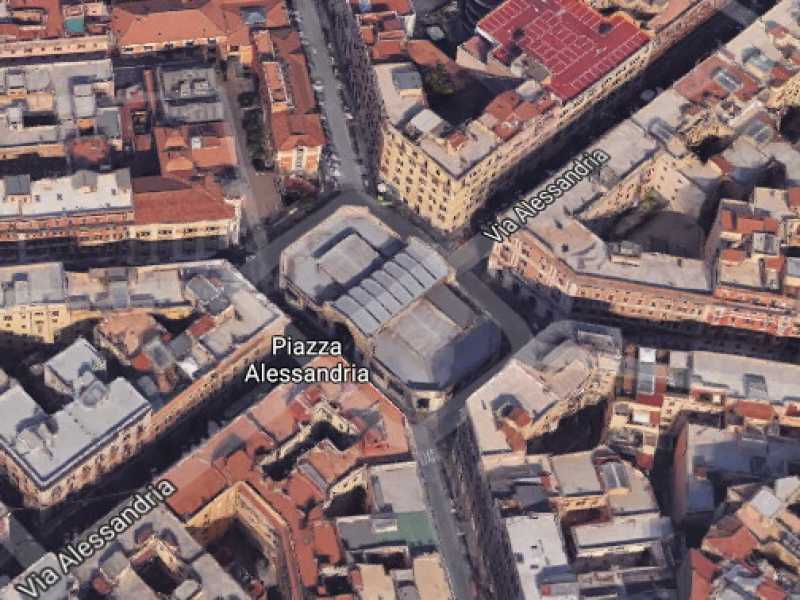 Recensire la città