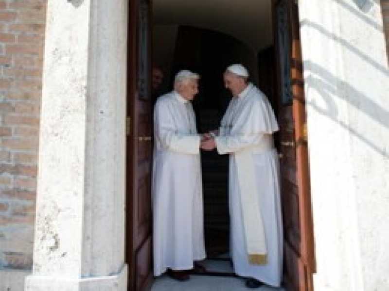 Benedetto torna in Vaticano