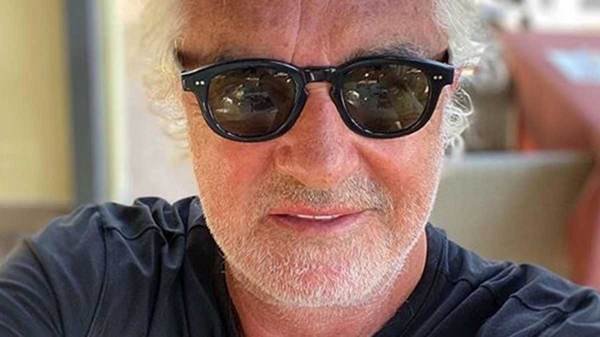 Immagine di Briatore confermato positivo al Covid e i sondaggi scomparsi