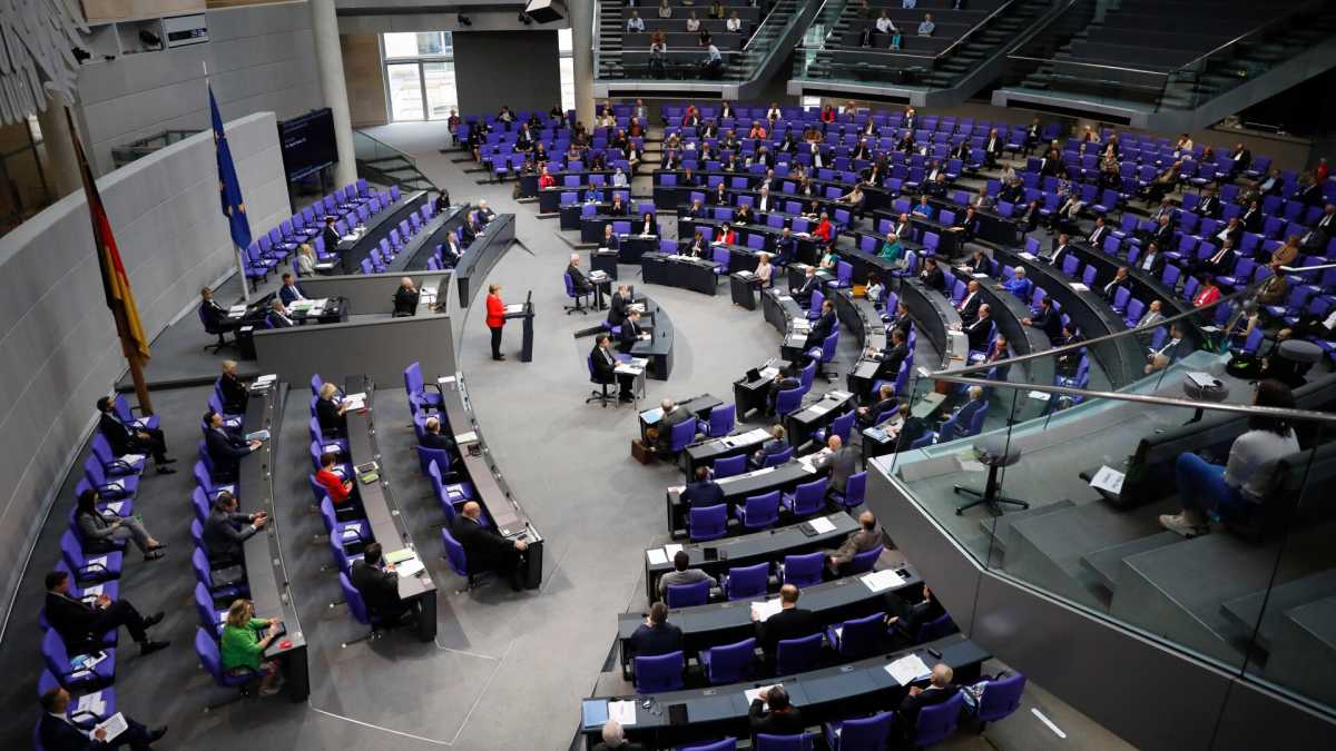 Immagine di Il Bundestag esplode