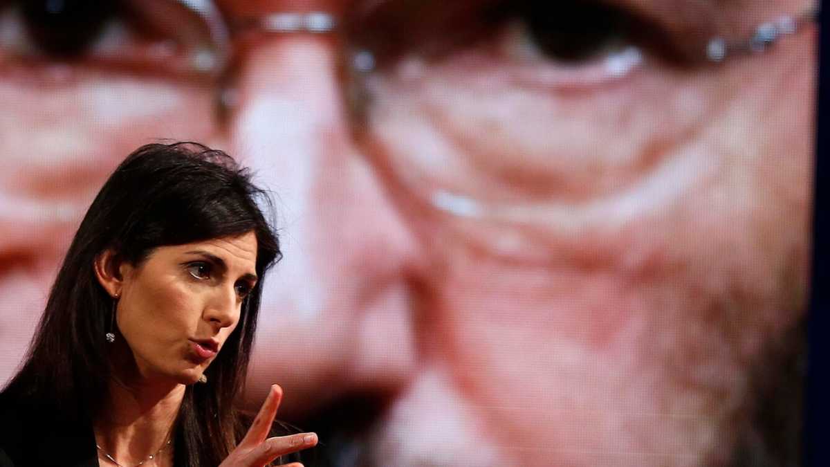 Immagine di Marino attacca Raggi: "Il problema dei rifiuti è tutta colpa tua"