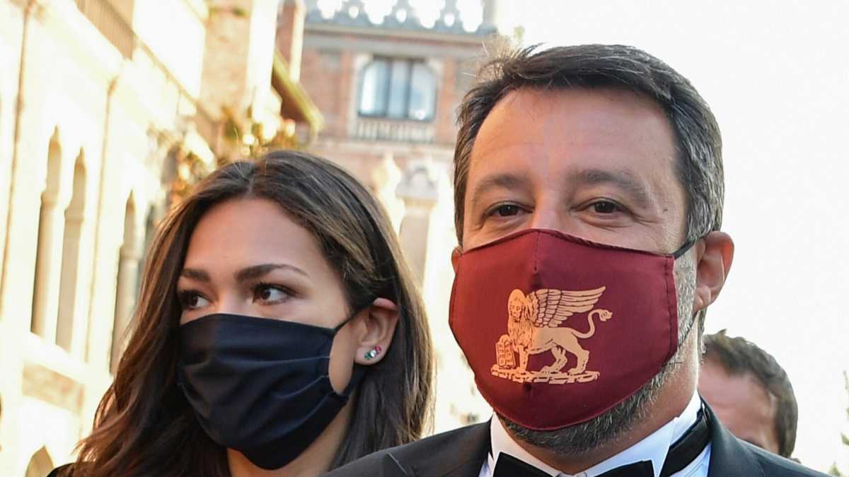 Immagine di Salvini il paracadutato