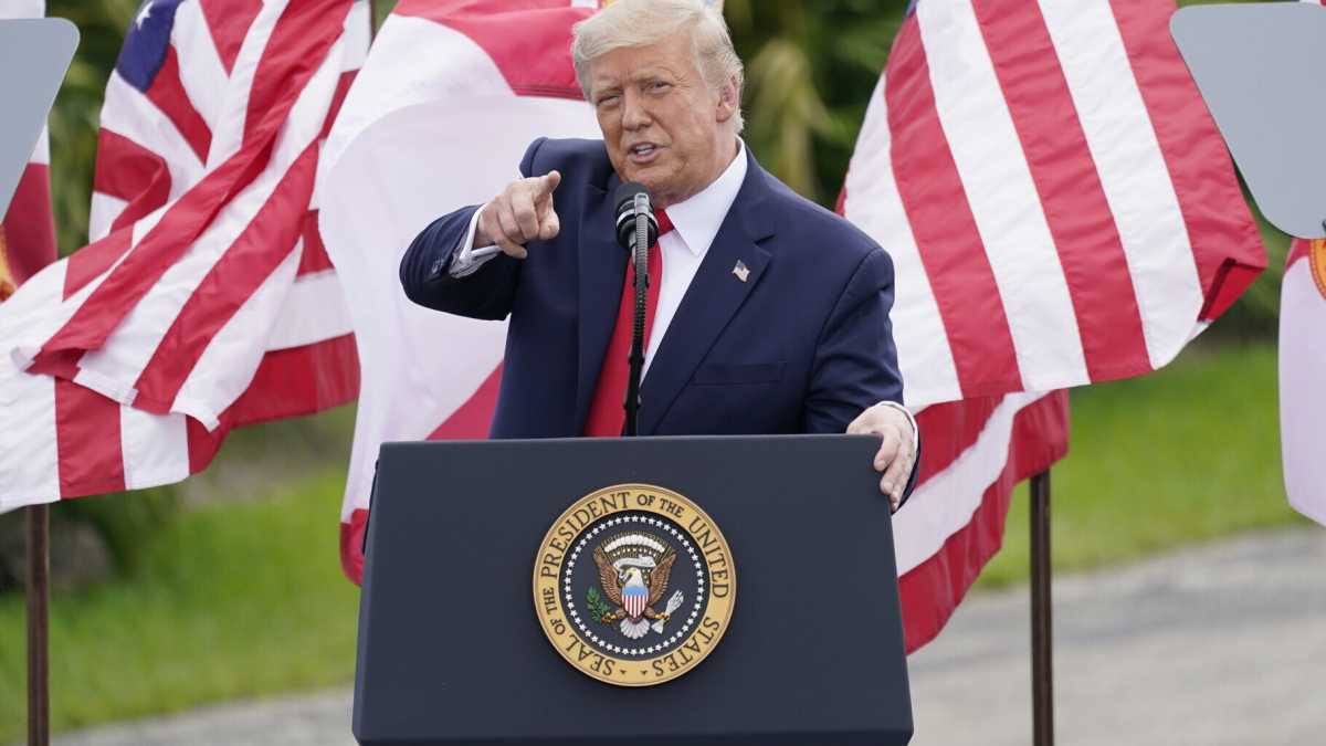 Immagine di Trump a febbraio nascondeva agli americani la verità sul Covid-19