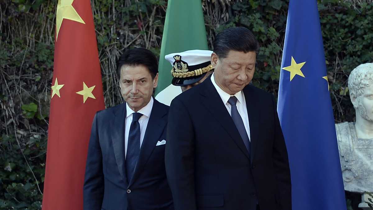 Immagine di Ecco come la Cina scheda migliaia di italiani per aumentare la sua influenza