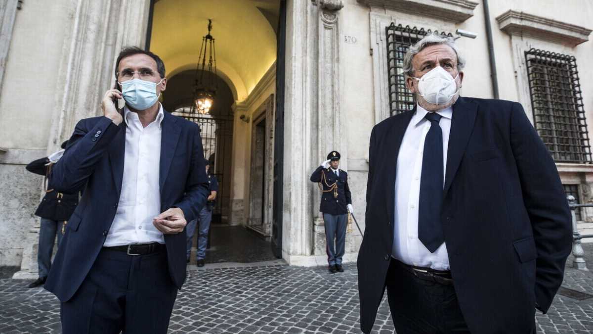 Immagine di Boccia e la guerra in Puglia: vogliono ammaccare Conte