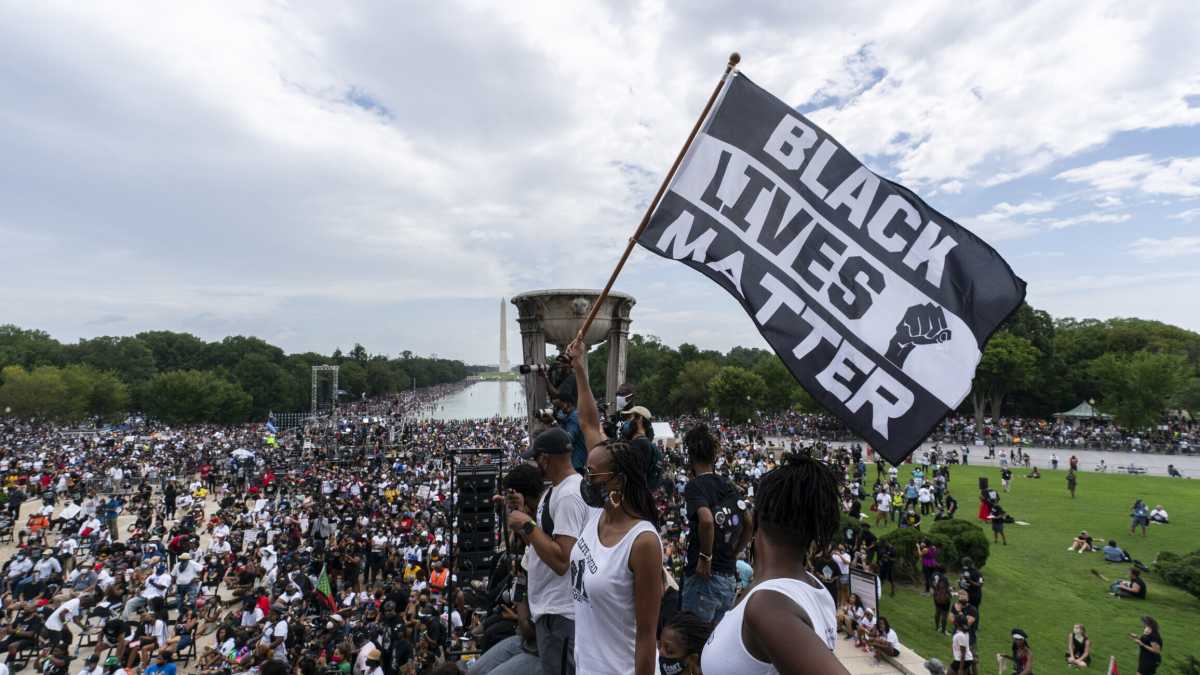 Immagine di Estremismo e vandalismo di Antifa e Black Lives Matter sono un regalo a Trump